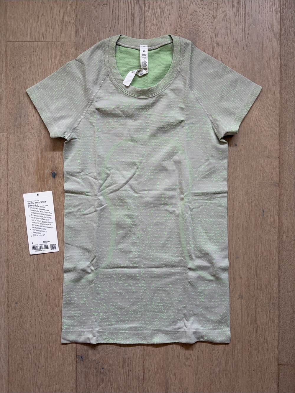 swiftly tech short sleeve size 4 Distorted noise neon chrome/scream green light